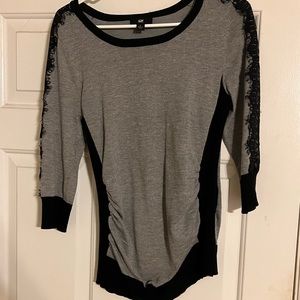 Beautiful fitted sweater